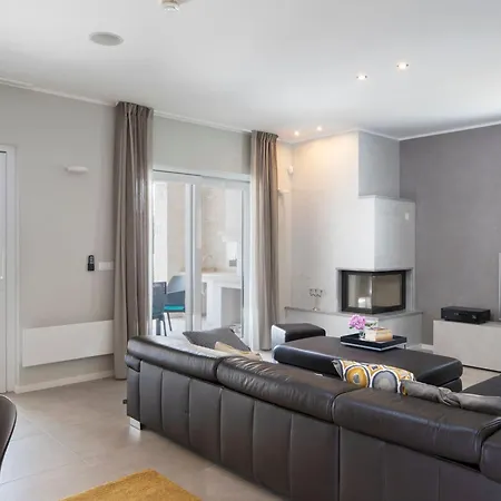 Feriehus In Mit Privatem Beheizten Pool Und Sauna By Interhome *